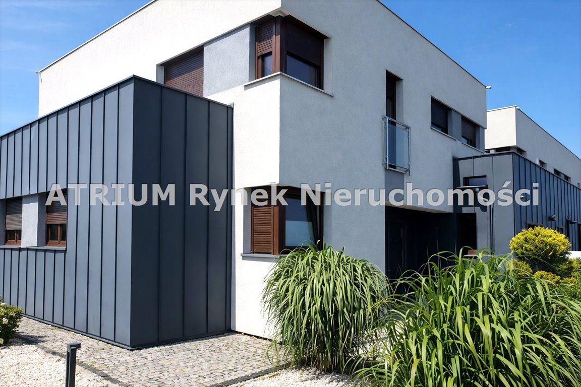 Nowoczesny dom 234 m2 z gabinetem i pełnym wyposażeniem Piotrków Trybunalski  234m2 Foto 1