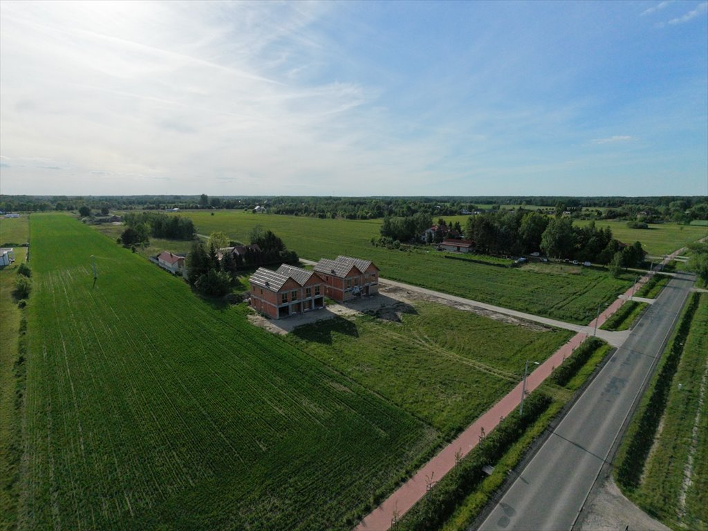 Nowoczesny dom bliźniaczy 138 m² z ogrodem w Żabiej Woli. Żabia Wola  138m2 Foto 1