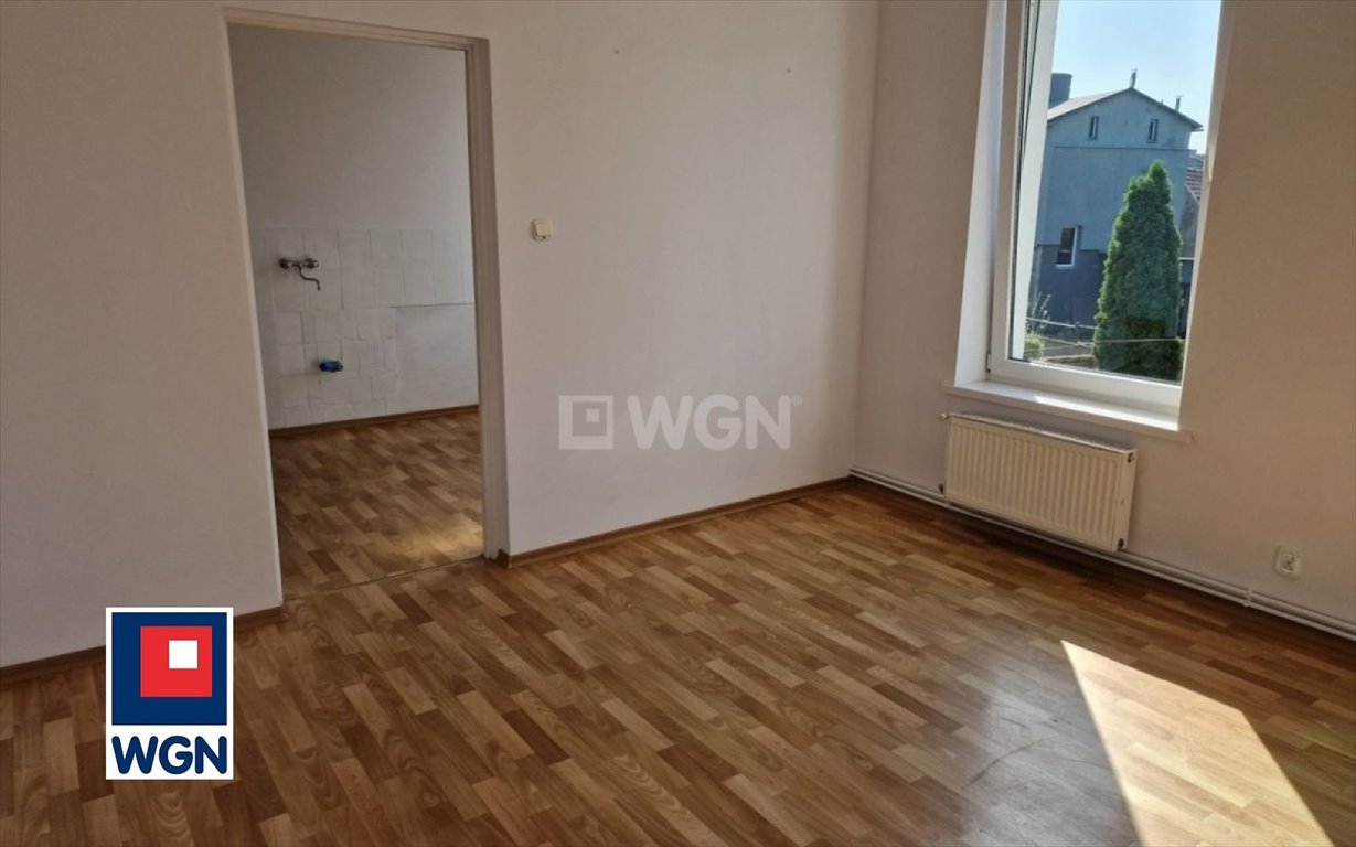 Mieszkanie dwupokojowe na sprzedaż Małomice, Kościelna  66m2 Foto 3