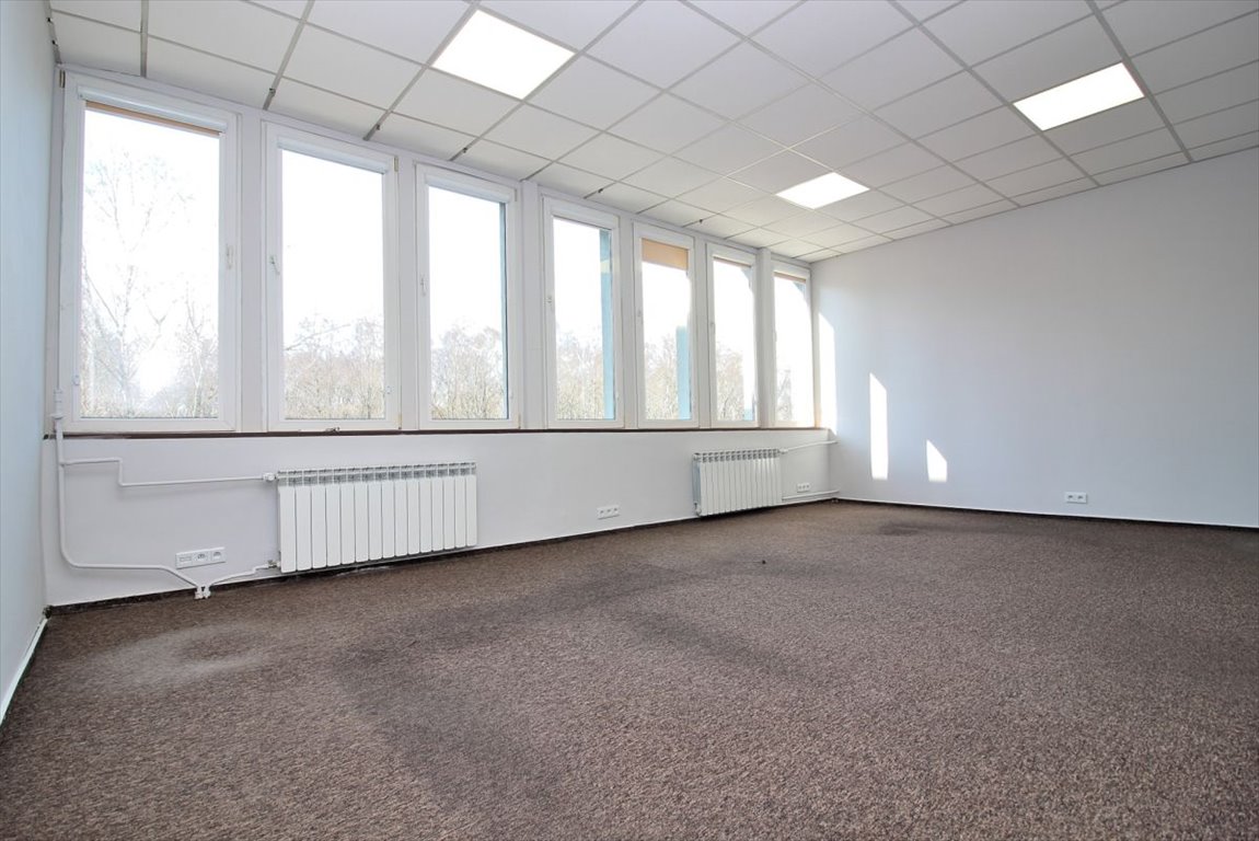 Lokal użytkowy 33,8 m² z parkingiem i ochroną Gliwice, Toszecka  34m2 Foto 1