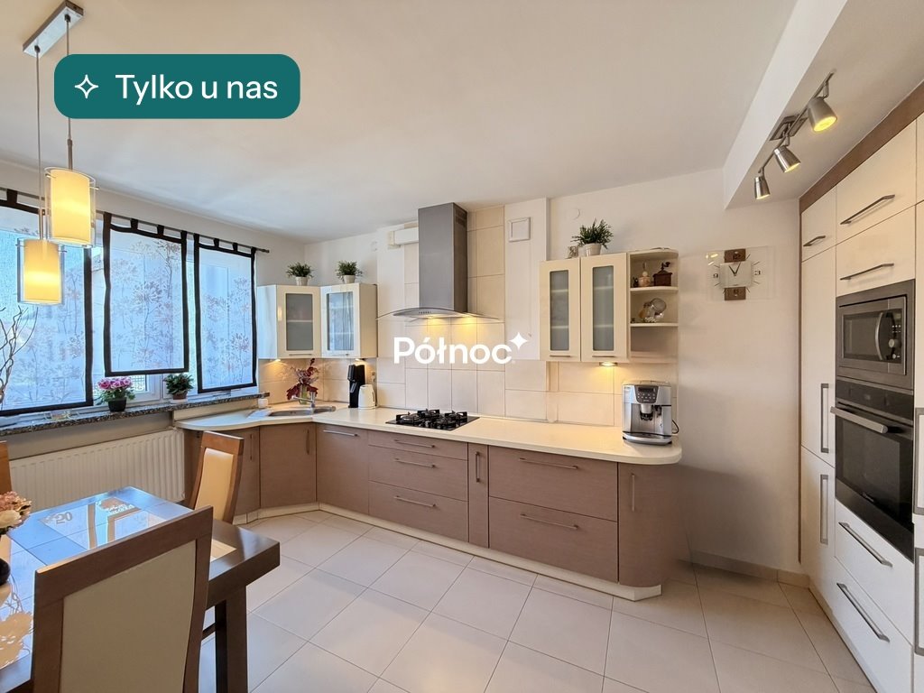 Nowoczesny dom w zabudowie szeregowej z ogrodem i garażem Bolesławiec, Tulipanowa  181m2 Foto 1