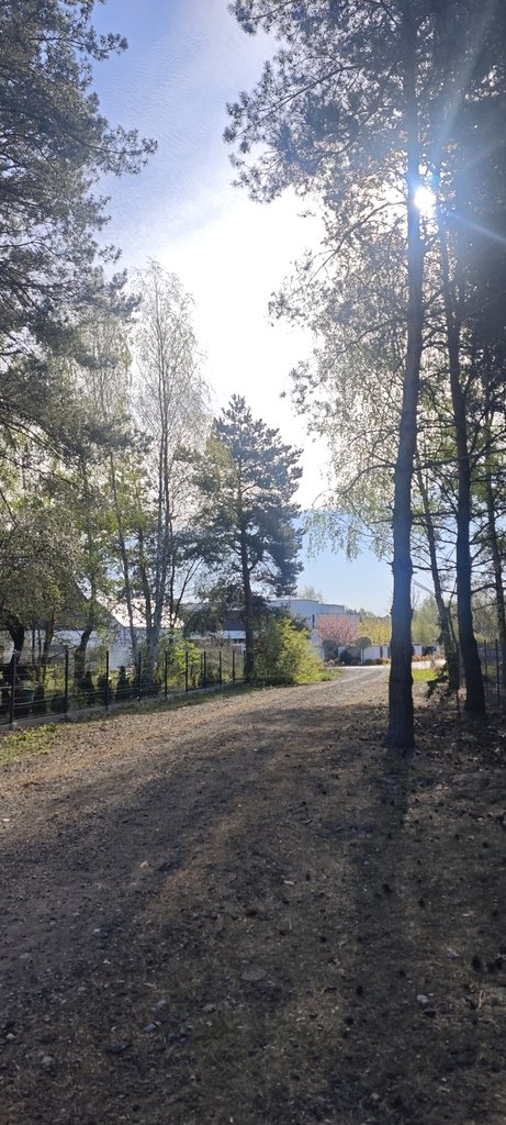 Do sprzedania działka 1045 m² w Janowie z lasem i mediami Janów, Ułanów  1 045m2 Foto 1