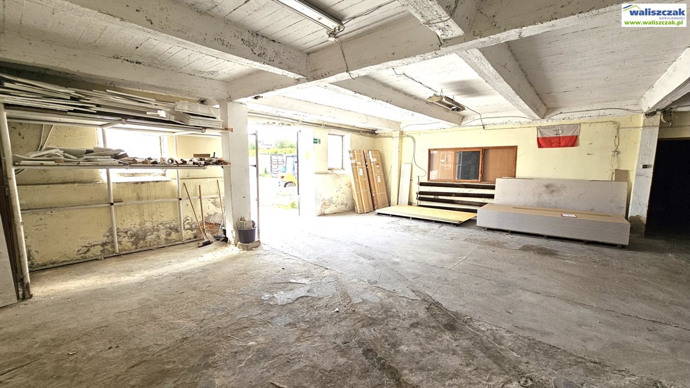 Wynajmę przestronny lokal 210 m² z parkingiem i ogrzewaniem Piotrków Trybunalski  210m2 Foto 1