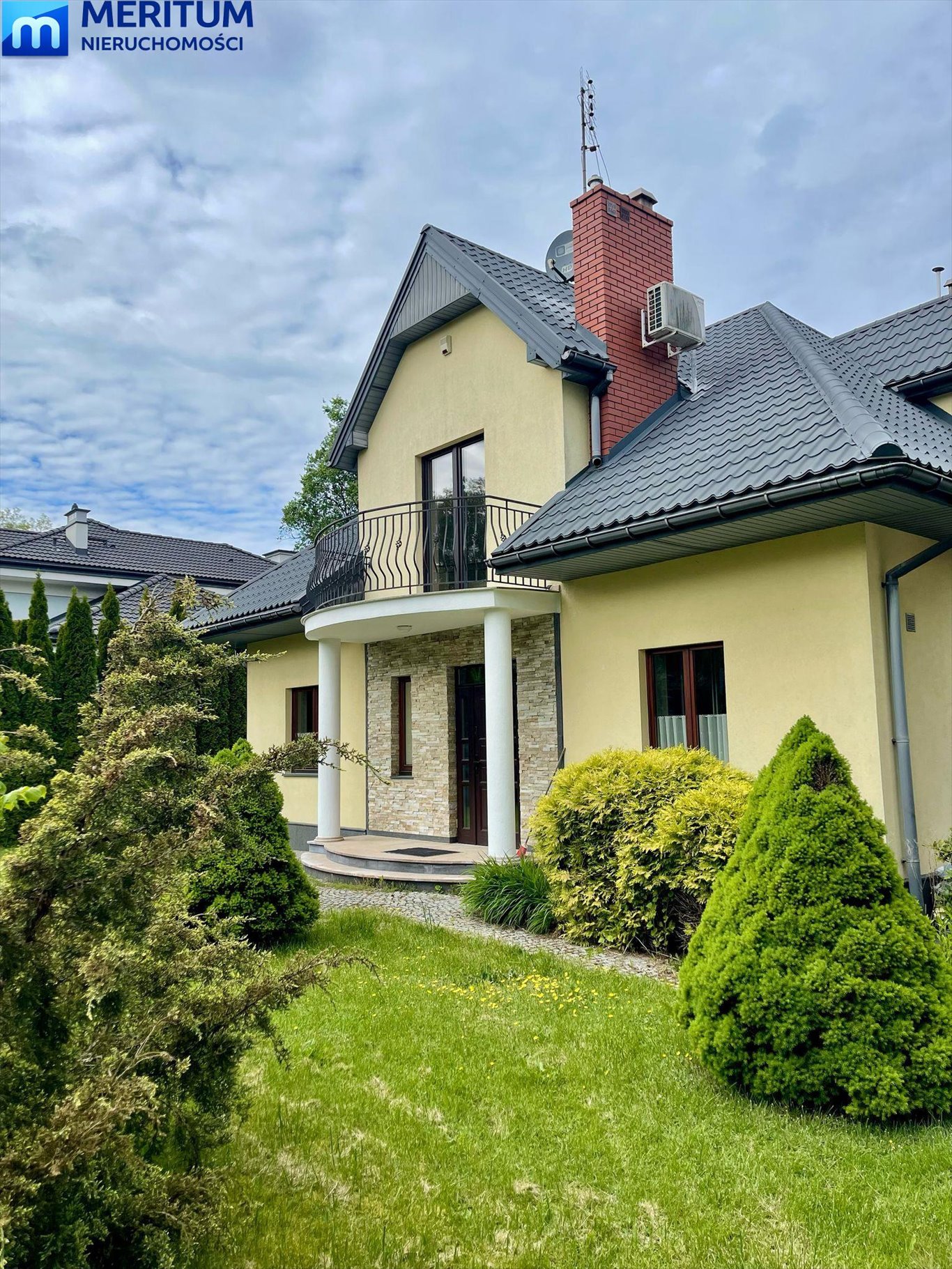 Polecam przestronny dom 180 m² z kominkiem na pięknej działce 1230 m² Adamów-Parcel  182m2 Foto 1