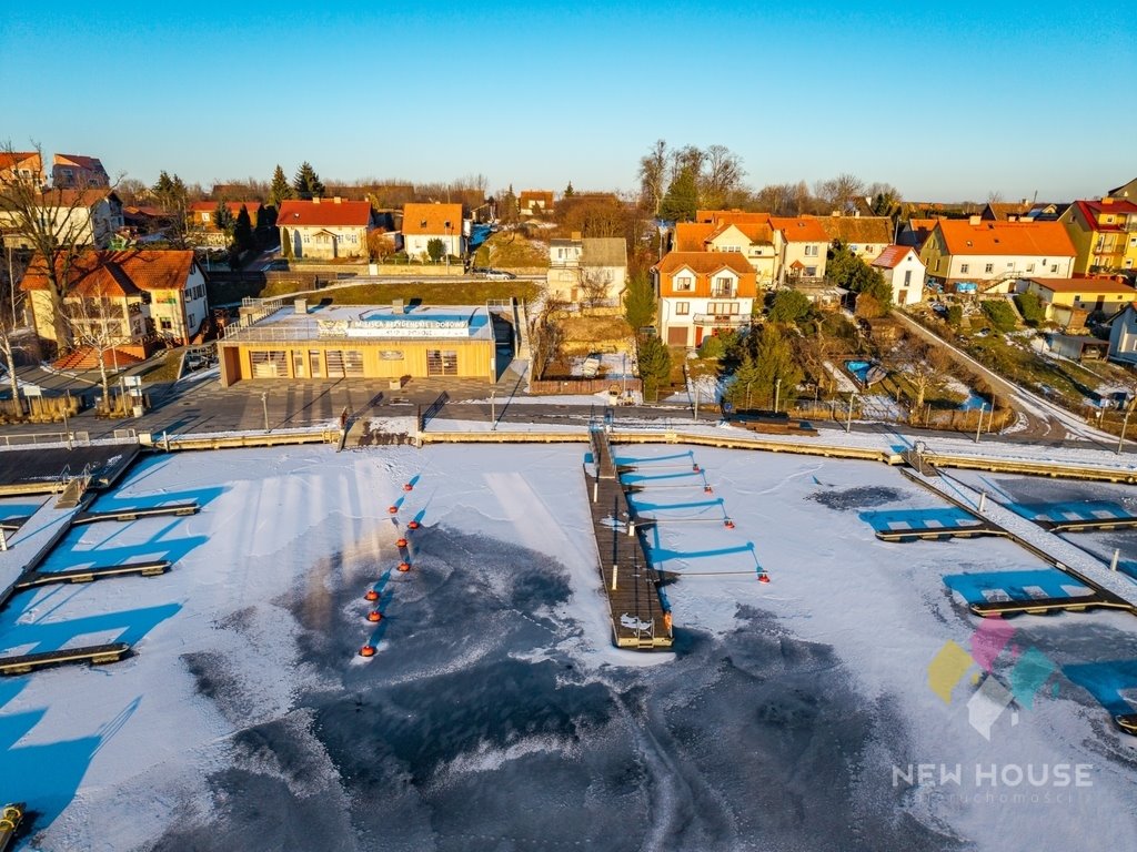 Dom nad jeziorem Mikołajki z pomostem i werandą Mikołajki, Michała Kajki  130m2 Foto 1