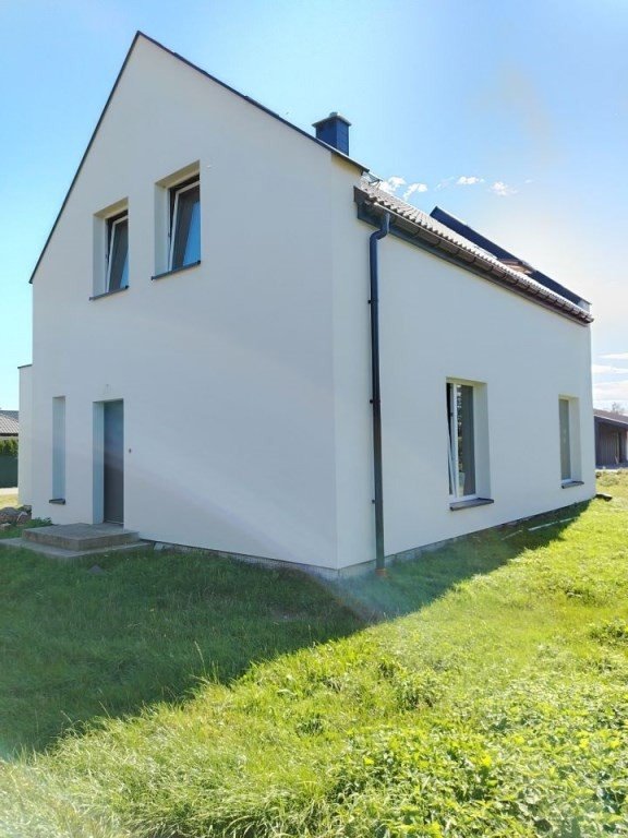 Przestronny dom z garażem, tarasem i dużą działką Żory, Szoszowska  134m2 Foto 1