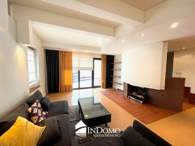 Dom z potencjałem dla rodziny lub inwestycji, 240 m2 Piotrków Trybunalski  240m2 Foto 1
