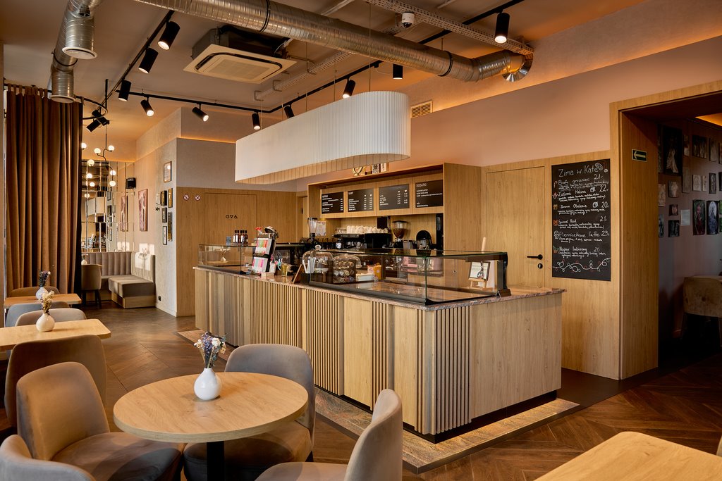 Lokal usługowy 122 m2 w centrum Gdyni z potencjałem gastronomicznym Gdynia, Śródmieście, Armii Krajowej  122m2 Foto 1