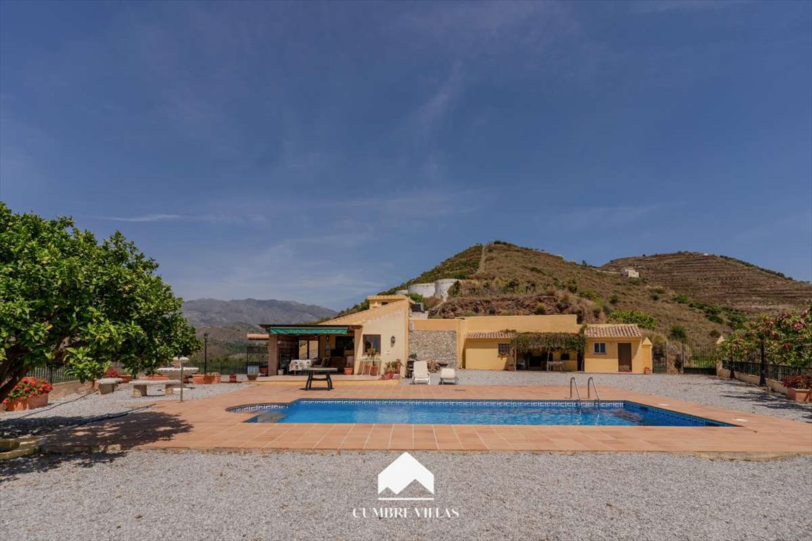 Inwestycyjna finca z plantacjami mango i awokado, 90 000 m² Hiszpania, Almuñécar, Almuñécar  138m2 Foto 1