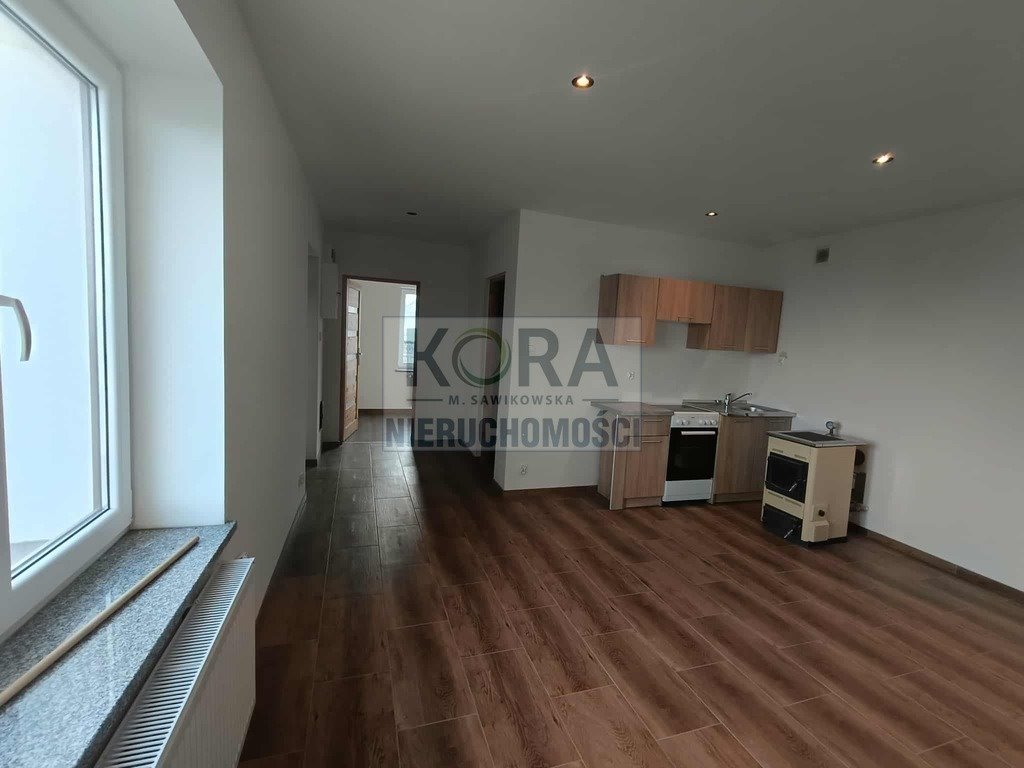 Mieszkanie dwupokojowe na sprzedaż Czerniejewo  60m2 Foto 1