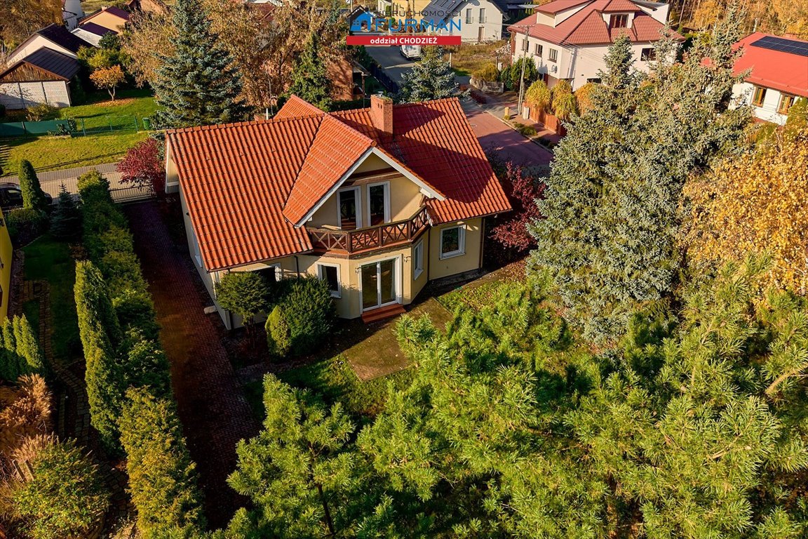 Urokliwy dom 143 m² z garażem na dużej działce Budzyń  143m2 Foto 1