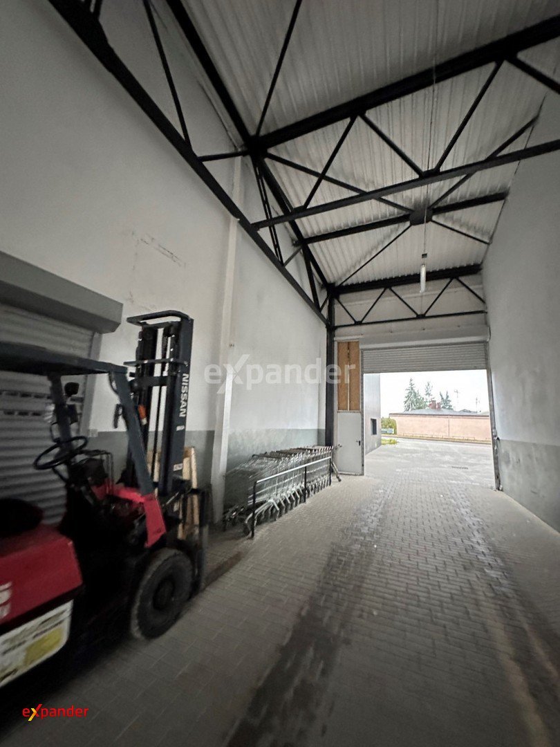 Wynajem 350 m2 biur i magazynów po remoncie z placem Częstochowa  350m2 Foto 1