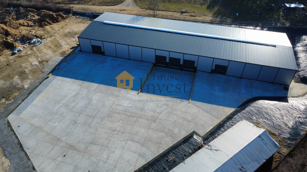 Magazyn na wynajem Okmiany  2 700m2 Foto 1