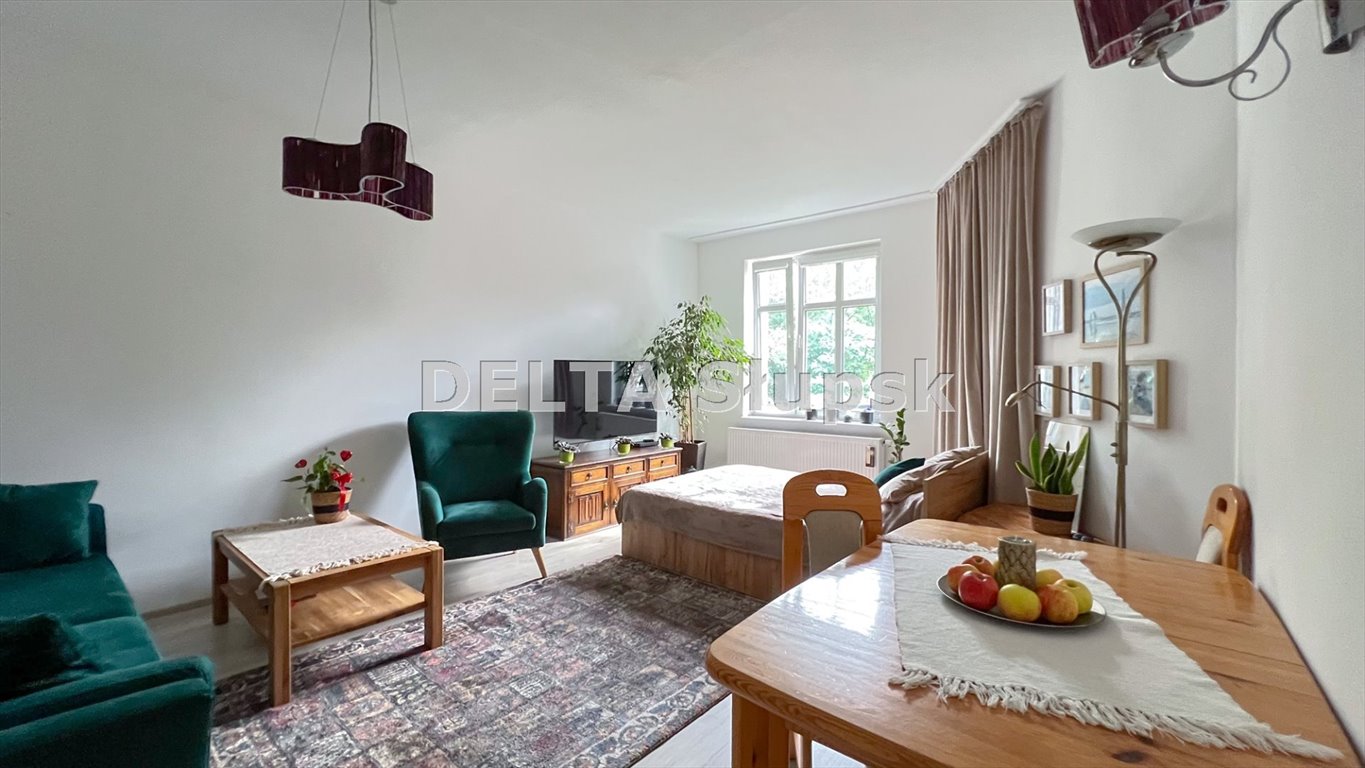 Mieszkanie dwupokojowe na sprzedaż Słupsk, Teatralna  62m2 Foto 1