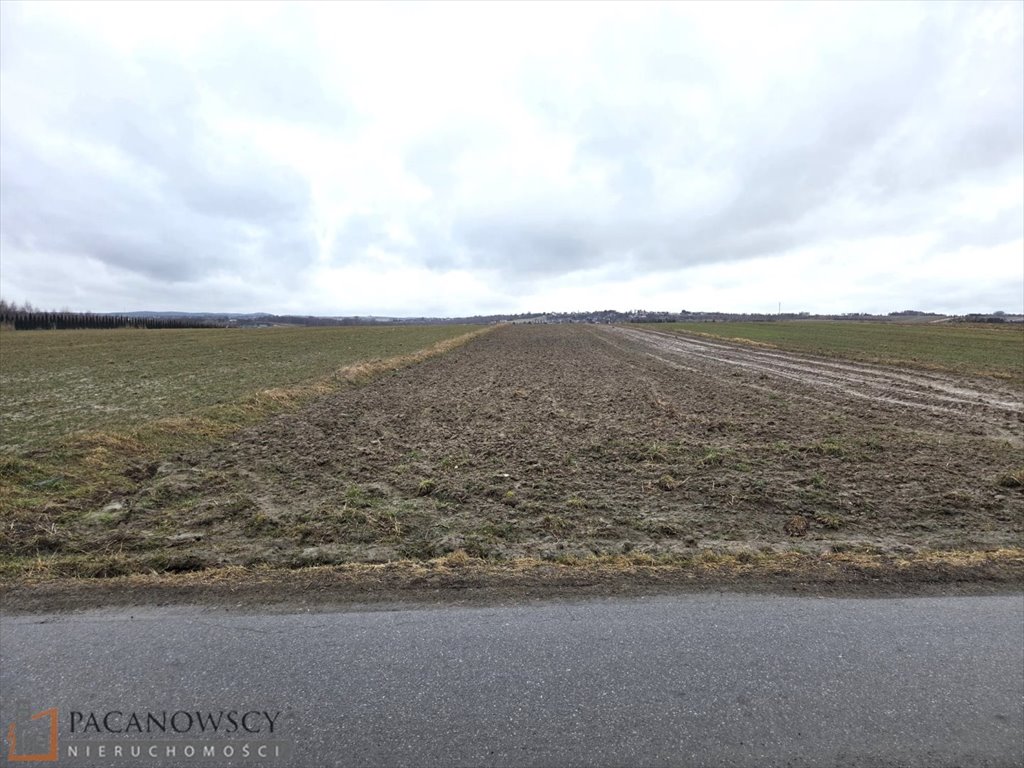 Działka rolna 27,34 ara w Trojanowicach, blisko infrastruktury Trojanowice  2 734m2 Foto 1