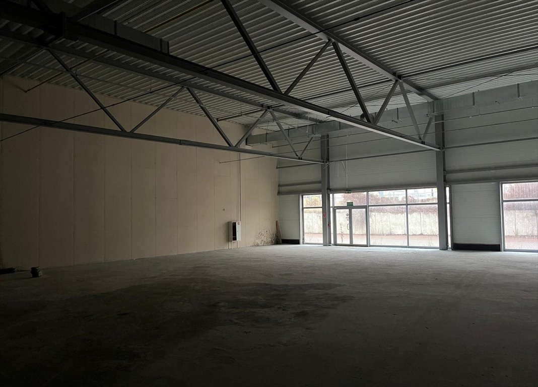 Wynajmę magazyn 550 m² z witrynami i zapleczem w Rudzie Śląskiej Ruda Śląska, Nowy Bytom, Trasa Średnicowa, Trasa Średnicowa  550m2 Foto 1