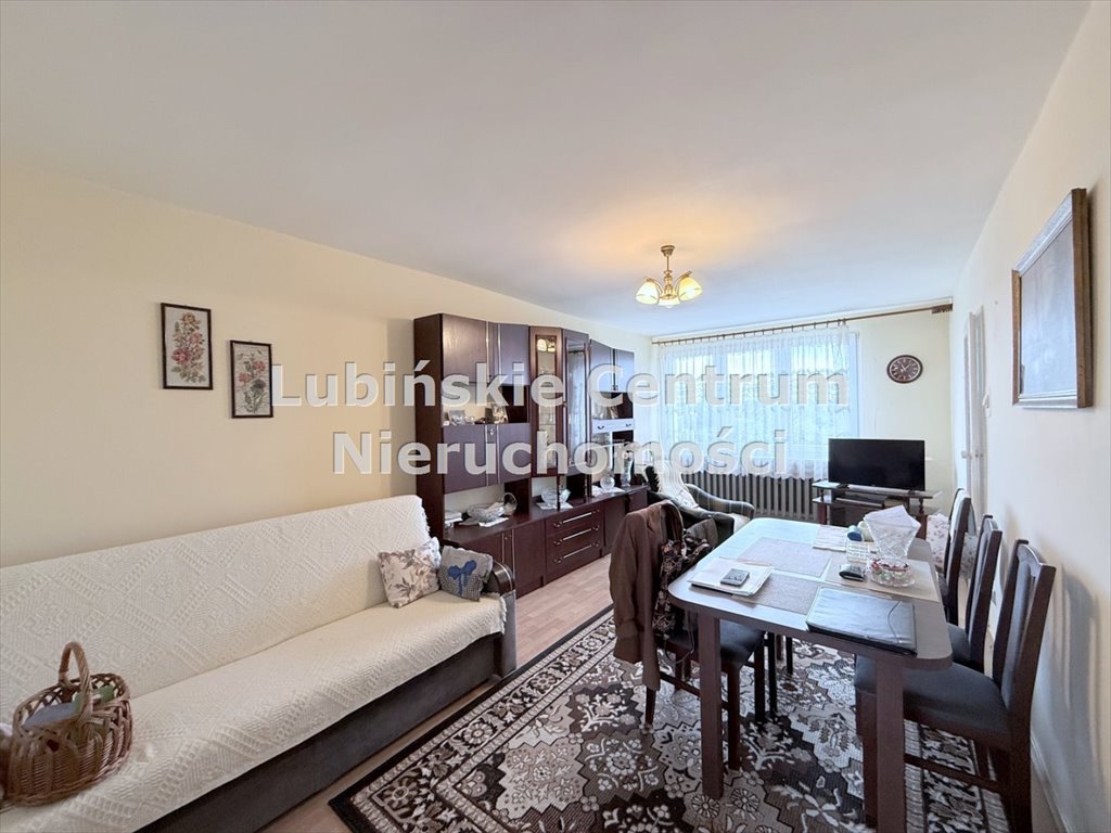 Do sprzedania funkcjonalne 2-pokojowe mieszkanie 41 m² z balkonem Lubin, Centrum  41m2 Foto 1