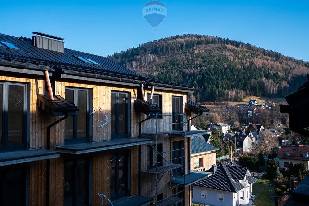Apartament z panoramicznym widokiem na skocznię i góry Szczyrk  52m2 Foto 1