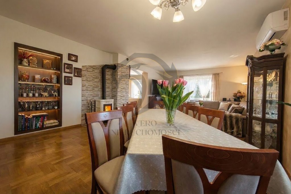 Przestronny dom z 2013 r. z 2 kuchniami i 4,5 ha działki Stanisławów Stary  225m2 Foto 1