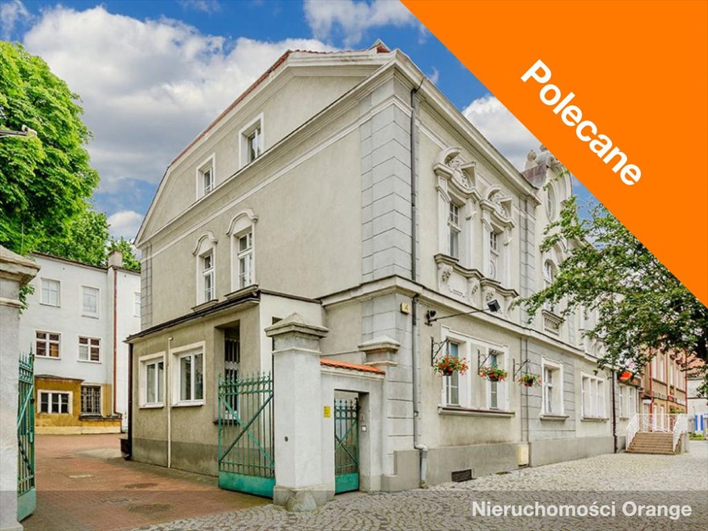 Sprzedam atrakcyjną nieruchomość komercyjną 1963 m² w centrum Nowej Sól Nowa Sól, Nowa Sól, pl. Wyzwolenia 4  2 079m2 Foto 1