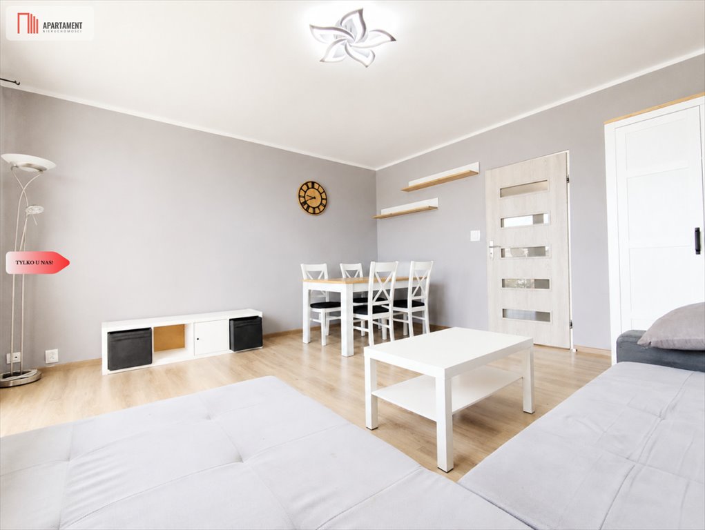 Sprzedam przytulne 38,2 m² z szybkim internetem i piwnicą Biały Bór  38m2 Foto 1