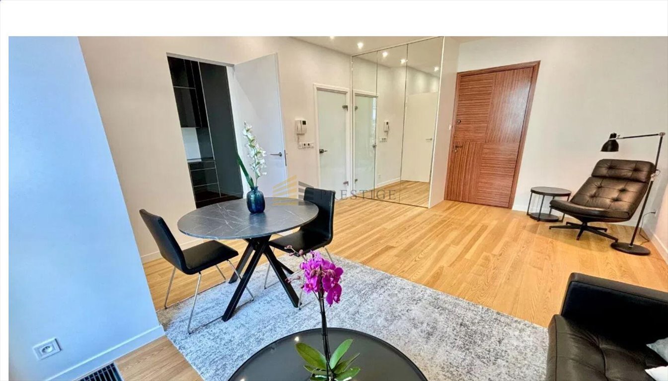 Luksusowy apartament 65 m2 z widokiem na patio, garaż Warszawa, Śródmieście, Mikołaja Kopernika  65m2 Foto 1