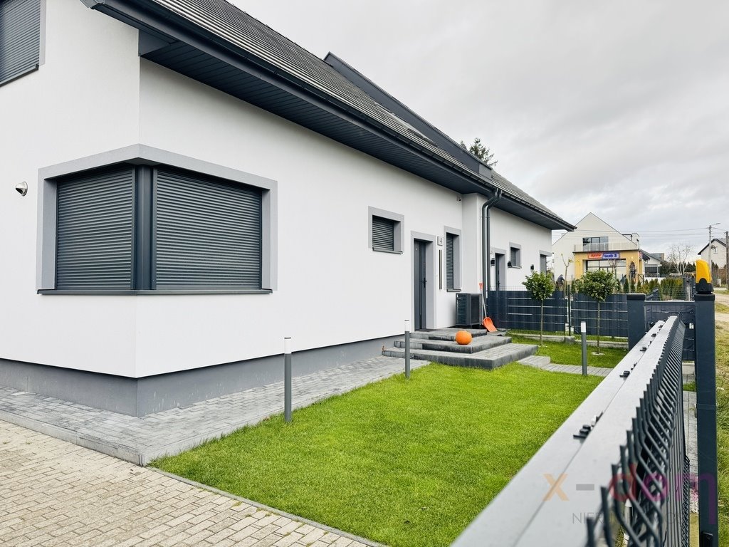 Nowoczesny dom bliźniak w stanie surowym z własną działką Kostomłoty Drugie  144m2 Foto 1