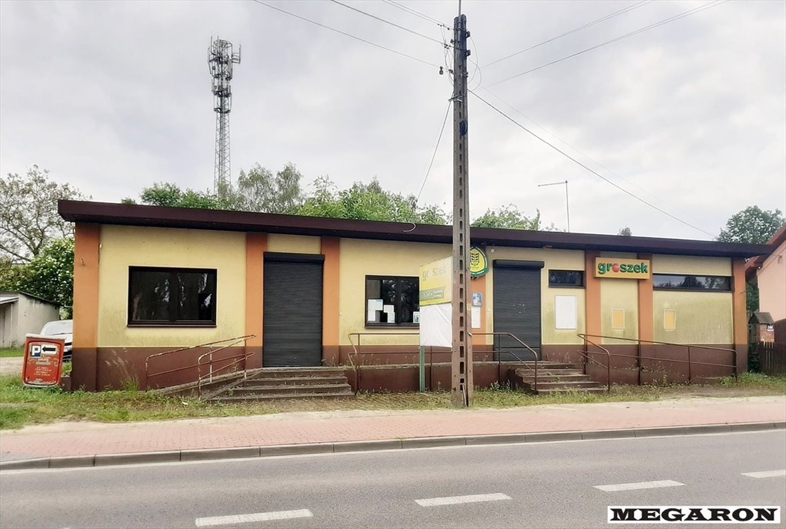 Lokal użytkowy na sprzedaż Popów  230m2 Foto 3