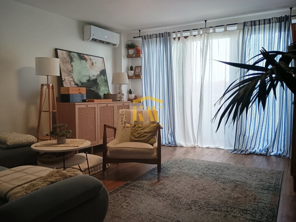 Przestronne 74 m² z panoramicznymi oknami i balkonem Radom, płk. Jana Zientarskiego  74m2 Foto 1