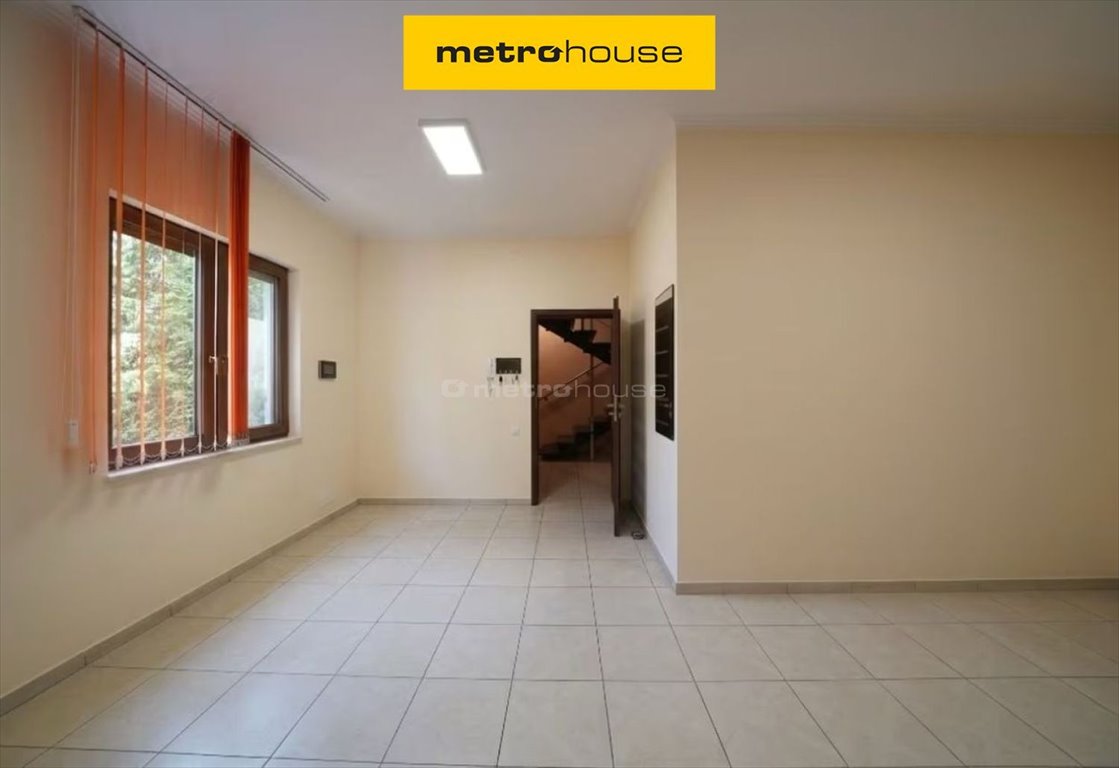 Nowoczesny lokal usługowy 98m² przy Alei Jana Pawła II Radzymin  98m2 Foto 1