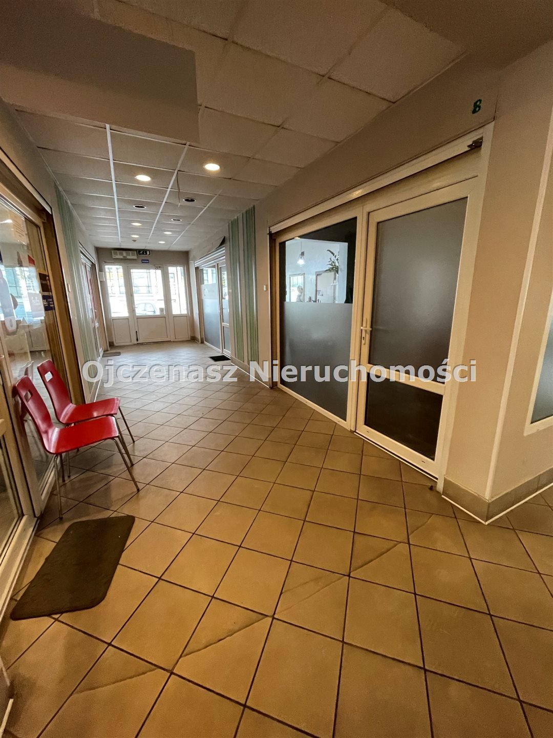 Obiekt handlowo-usługowy 360 m² z parkingiem i potencjałem rozbudowy Bydgoszcz, Bartodzieje  360m2 Foto 1