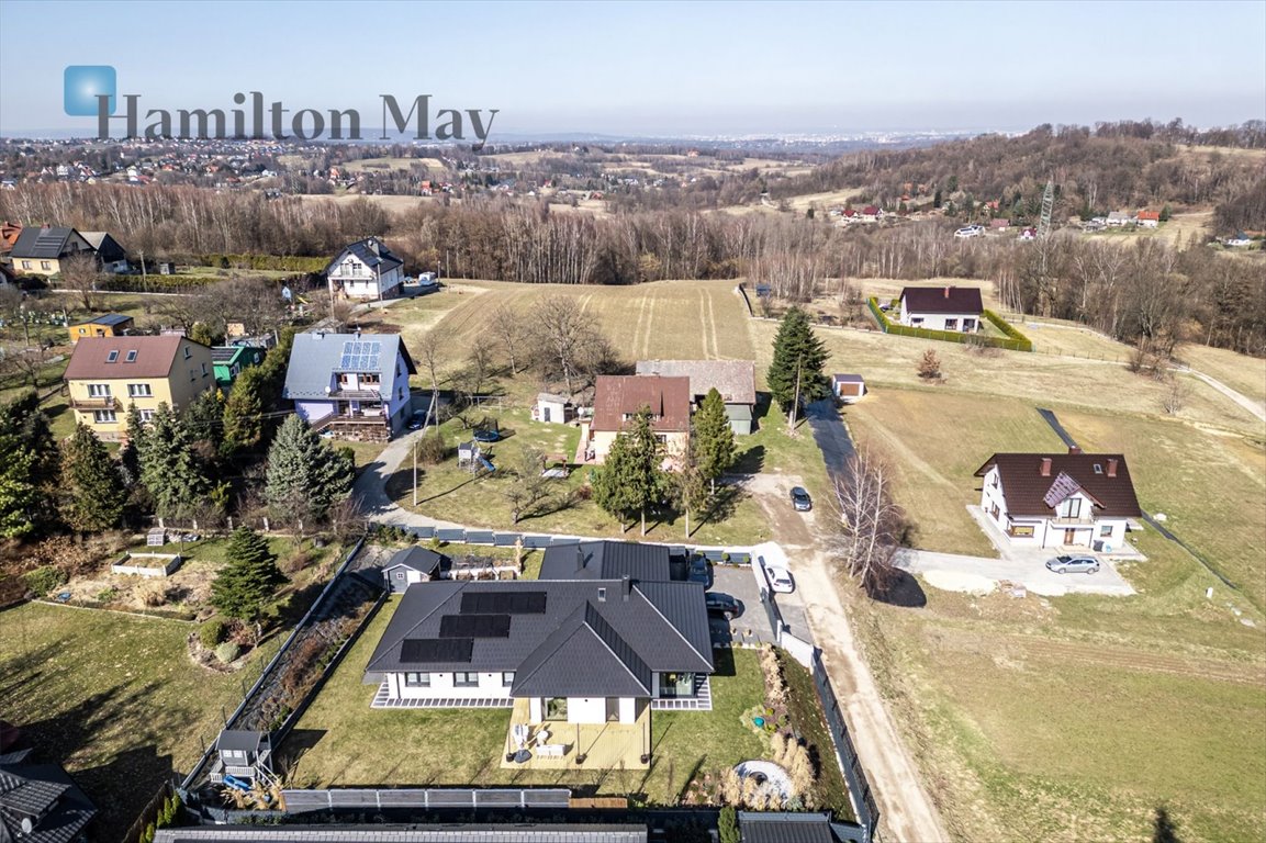 Nowoczesny dom 204 m² z panoramicznymi przeszkleniami i dużą działką Konary, Konary, Skrzyszów  204m2 Foto 1