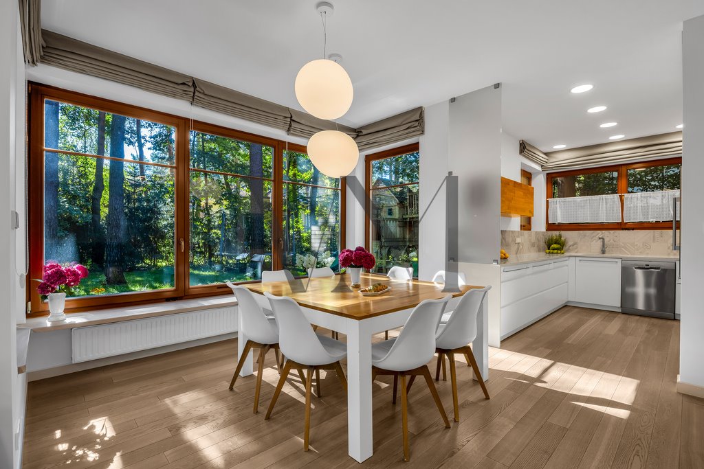 Nowoczesny dom 212 m² z tarasem i garażem w Magdalence Magdalenka  212m2 Foto 1