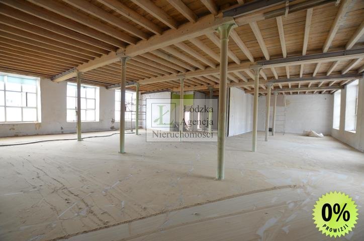 Lokal użytkowy na wynajem Łódź, Górna, Suwalska  800m2 Foto 1