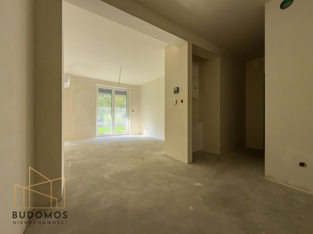 Kawalerka z ogródkiem i widokiem na Górę Św. Marcina - polecam! Tarnów  26m2 Foto 1