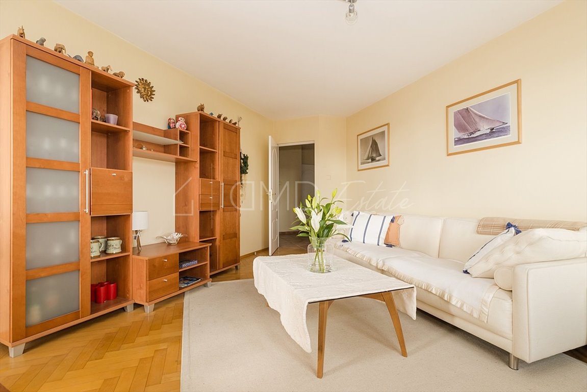 Przestronne 3 pokoje z loggią, garażem i zielonym patio Zielonka, Zielonka, Baśniowa  79m2 Foto 1