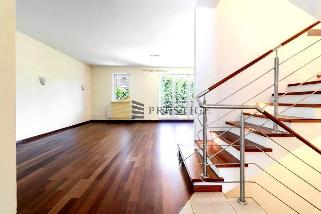 Przestronny dom 300 m2 na Ursynowie, wysoki standard, blisko szkół Warszawa, Ursynów, ppłk. Zbigniewa Stanisława Kiedacza  300m2 Foto 1