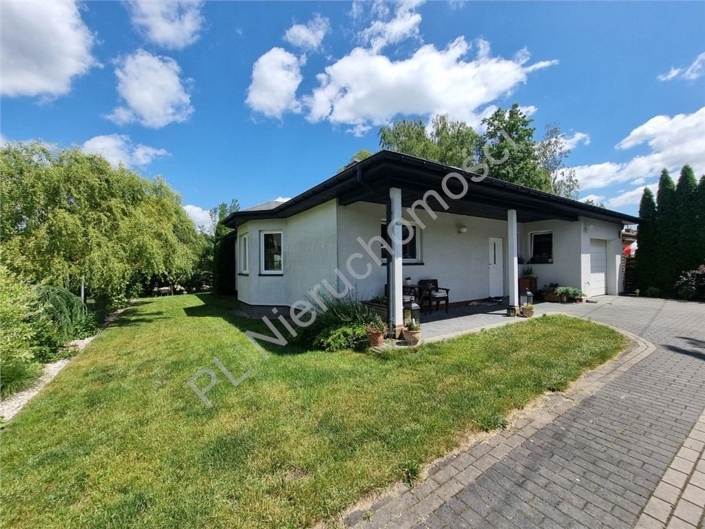 Solidny dom 160 m2 z kominkiem i dużą działką Opypy  160m2 Foto 1