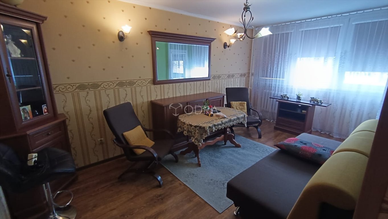 Sprzedam 3-pokojowe mieszkanie z pełnym wyposażeniem w centrum Jelcz-Laskowic Jelcz-Laskowice  50m2 Foto 1