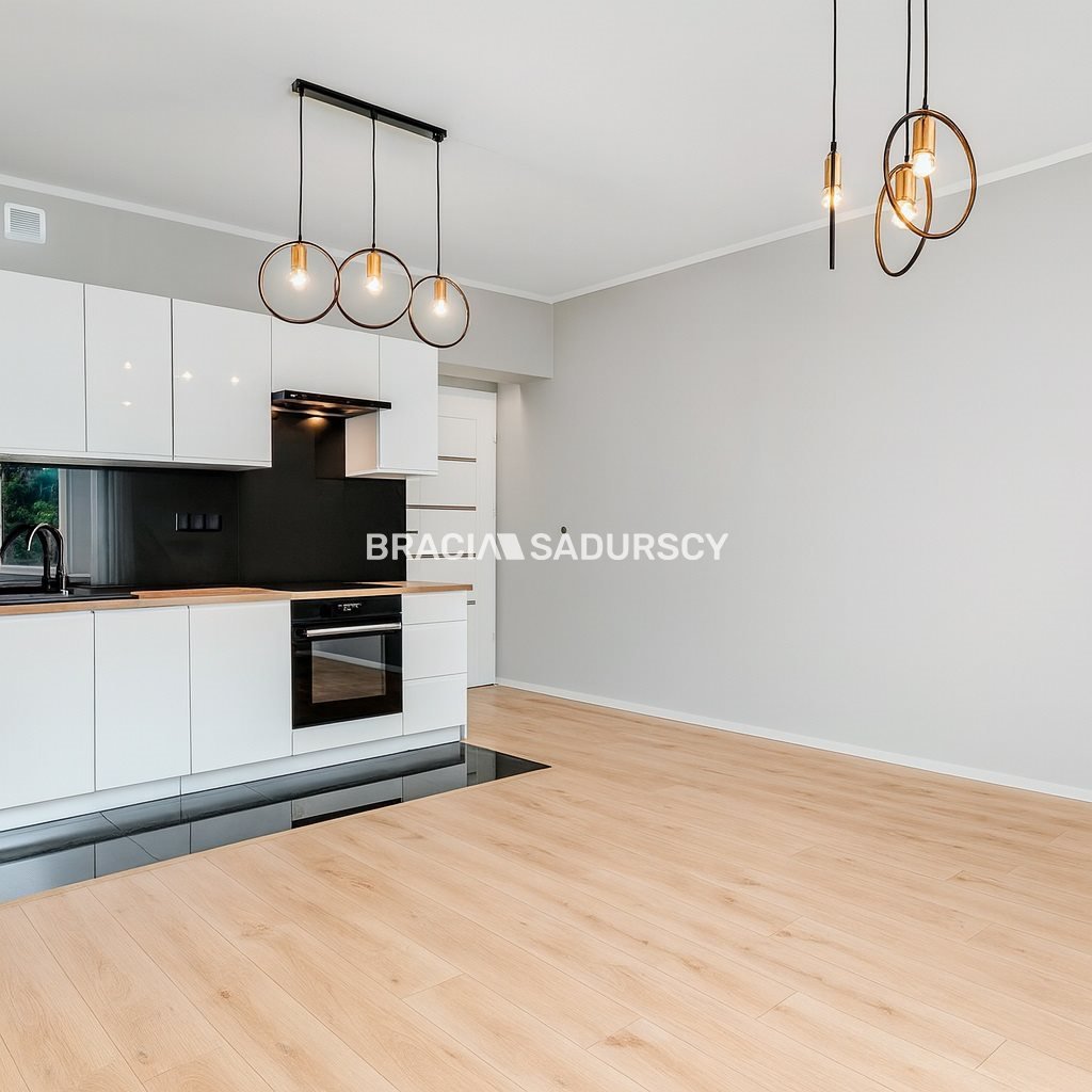 Nowoczesne 3-pokojowe mieszkanie z dużą piwnicą i miejscami postojowymi Kraków, Czyżyny, Kamionka  51m2 Foto 1