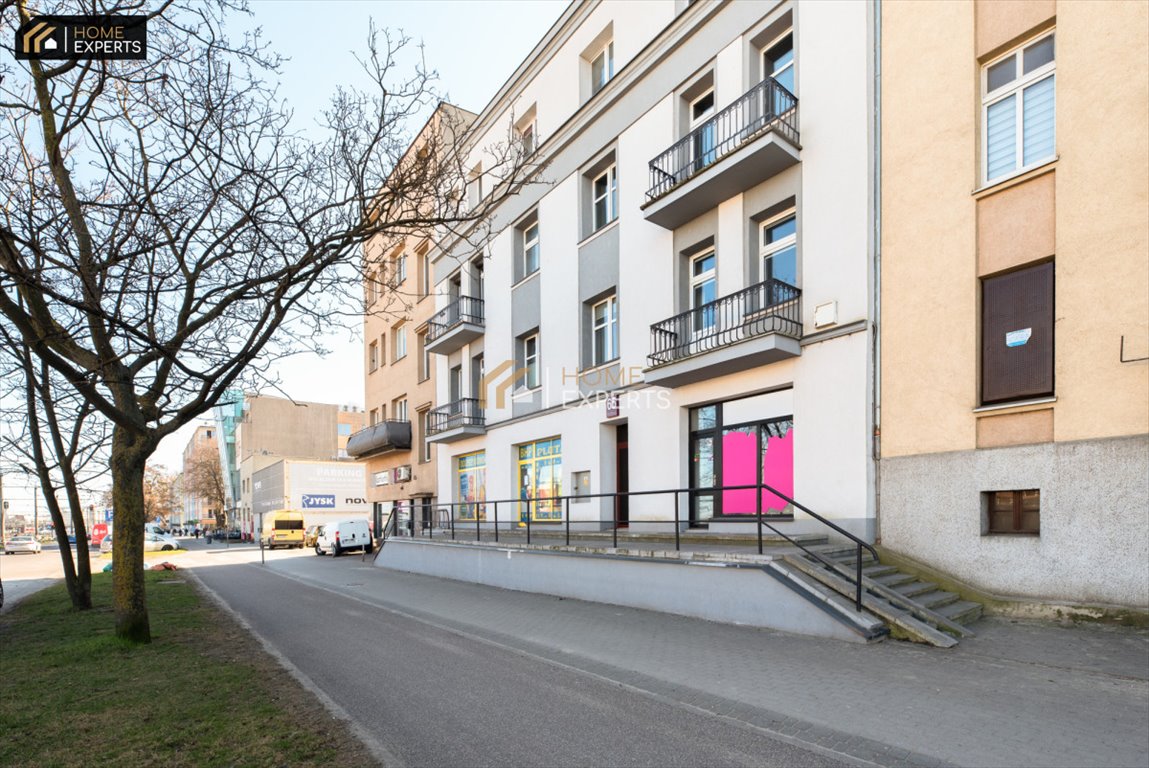 Lokal usługowy 45 m² z witrynami i wysoką widocznością Gdynia, Grabówek  45m2 Foto 1
