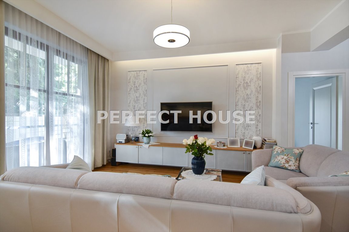 Elegancki apartament z ogródkiem, 3 pokoje, tarasy, garaż Poznań, Grunwald  79m2 Foto 1