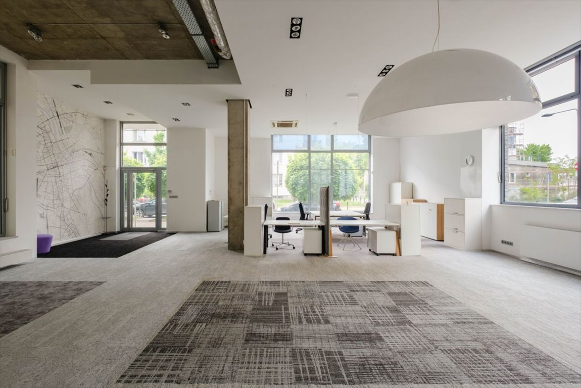 Na wynajem przestronny lokal 175 m² z witrynami w Mokotowie Warszawa, Mokotów, Rabindranatha Tagore  175m2 Foto 1