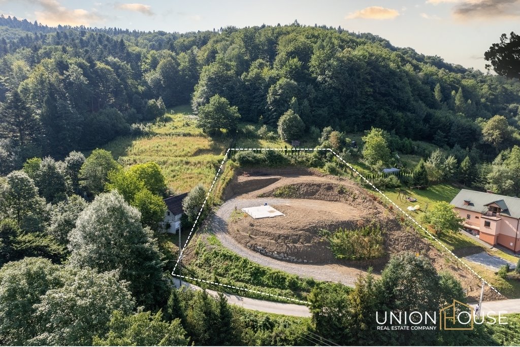 Działka budowlana na sprzedaż Sucha Beskidzka, Osiedle Garce  2 230m2 Foto 1