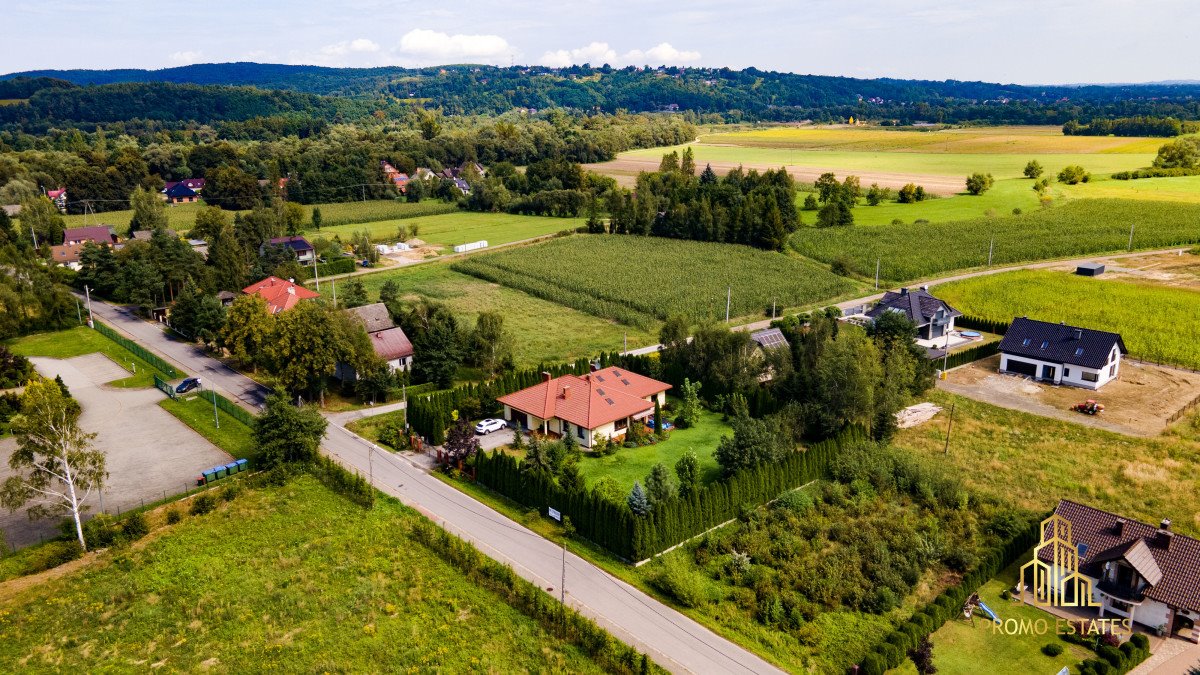 Dom na sprzedaż Niezdów  350m2 Foto 1