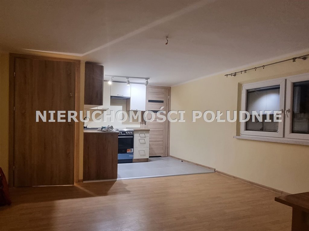 Polecam 38 m² mieszkanie z balkonem, blisko centrum Ustronia Ustroń  35m2 Foto 1