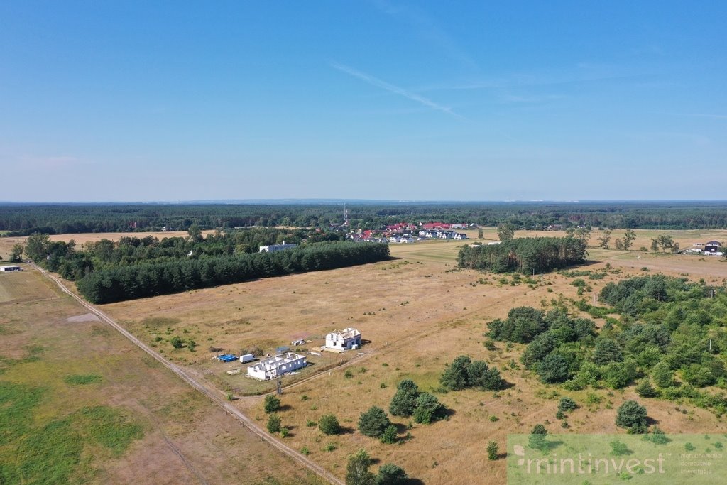 Działka budowlana na sprzedaż Białuń  1 645m2 Foto 1