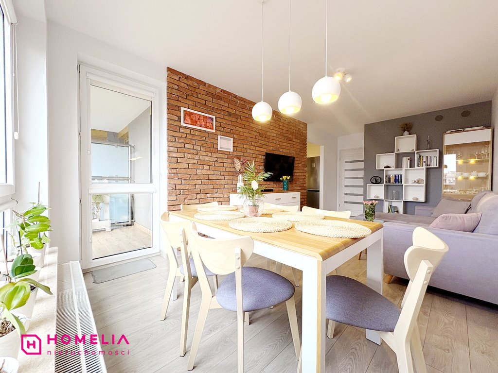 Mieszkanie trzypokojowe na sprzedaż Kielce, Starowapiennikowa  62m2 Foto 1