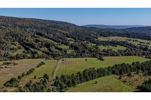 Działka 30 900 m² w Wołowcu - widok na Magurę Małastowską Wołowiec  30 900m2 Foto 1