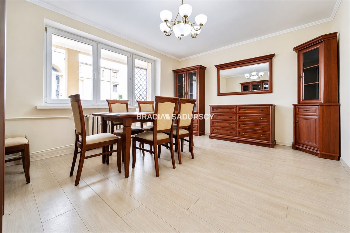 Sprzedam przestronne 3-pokojowe mieszkanie 63 m² z balkonem i parkingiem Kraków, Grzegórzki, Fabryczna  63m2 Foto 1
